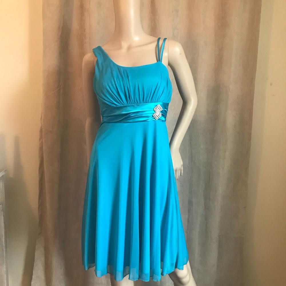 👗NWOT Formal party dress
